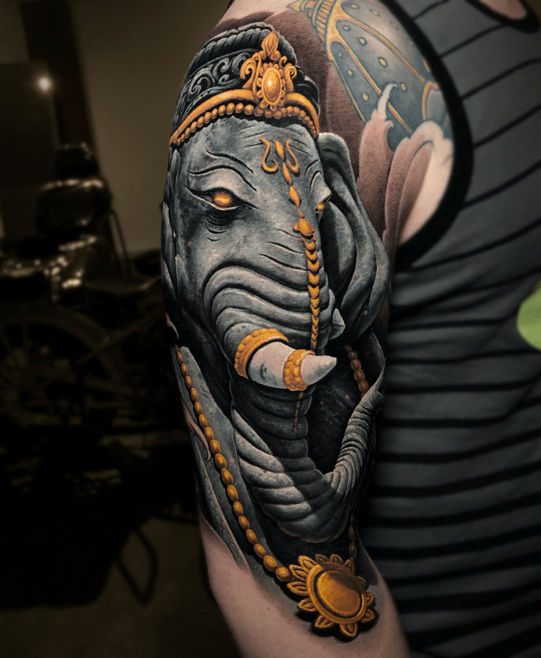 elefanten-asia-tattoos